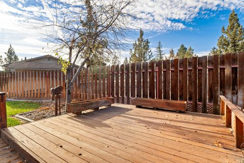 Tiny photo for 2790 NW Lynch Lane, Redmond, OR 97756 (MLS # 220211934)