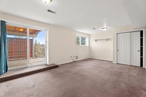 Tiny photo for 2790 NW Lynch Lane, Redmond, OR 97756 (MLS # 220211934)