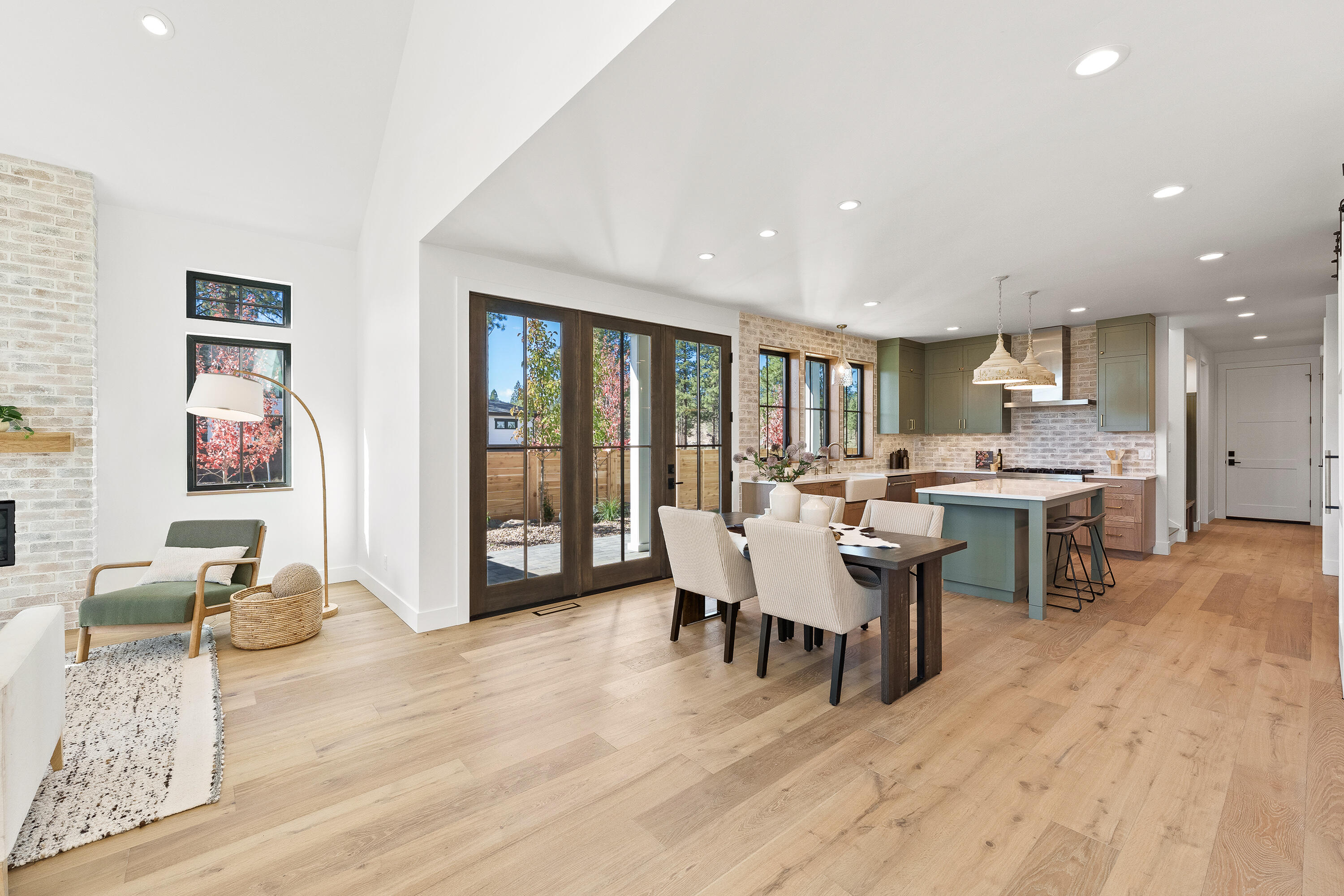 Discovery West Phase 6 & 7 - Residential