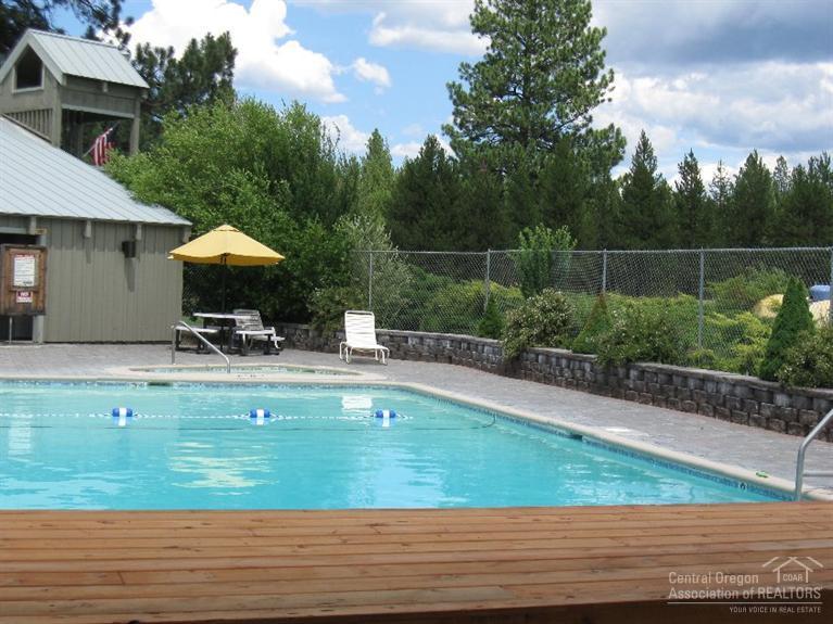 Wagon Trail Acreages - Land