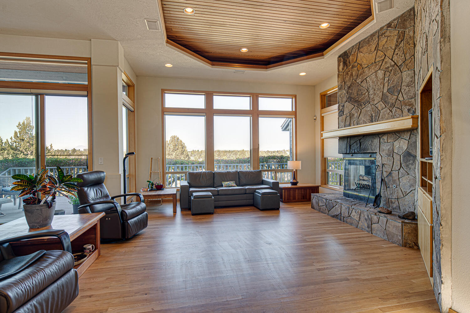 Lane Knolls - Residential