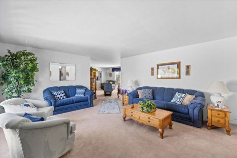 Tiny photo for 1536 Oleander Street, Medford, OR 97504 (MLS # 220210789)