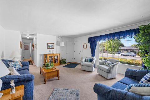 Tiny photo for 1536 Oleander Street, Medford, OR 97504 (MLS # 220210789)