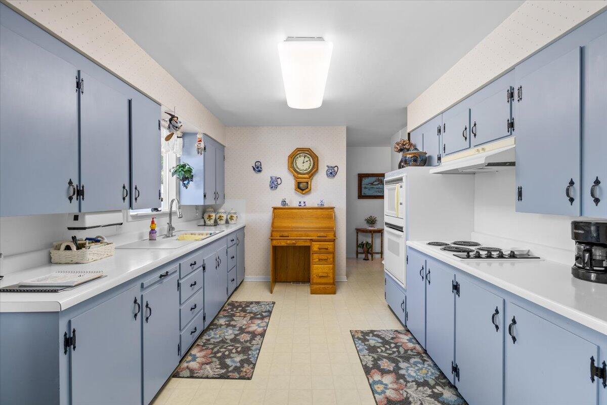 Blossom Hill Terrace Unit No 1 - Residential