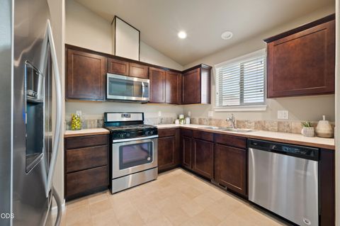 Tiny photo for 21301 Oconnor Way, Bend, OR 97701 (MLS # 220223220)