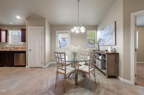 Tiny photo for 21301 Oconnor Way, Bend, OR 97701 (MLS # 220223220)