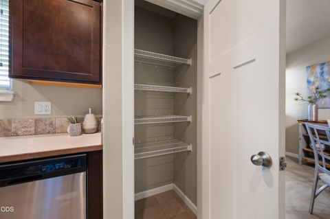Tiny photo for 21301 Oconnor Way, Bend, OR 97701 (MLS # 220223220)