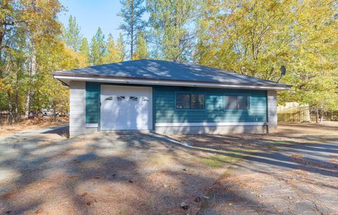 Tiny photo for 7118 Redthorne Road, Rogue River, OR 97537 (MLS # 220211543)