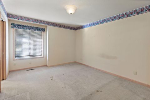 Tiny photo for 7118 Redthorne Road, Rogue River, OR 97537 (MLS # 220211543)