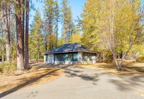 Tiny photo for 7118 Redthorne Road, Rogue River, OR 97537 (MLS # 220211543)