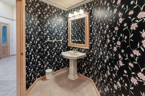 Tiny photo for 7118 Redthorne Road, Rogue River, OR 97537 (MLS # 220211543)