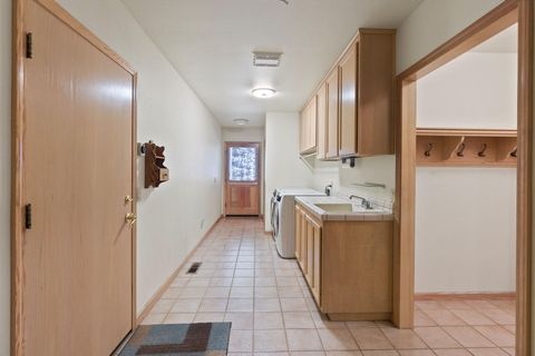 Tiny photo for 7118 Redthorne Road, Rogue River, OR 97537 (MLS # 220211543)