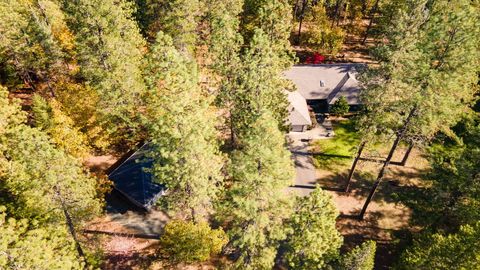 Tiny photo for 7118 Redthorne Road, Rogue River, OR 97537 (MLS # 220211543)
