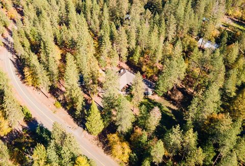 Tiny photo for 7118 Redthorne Road, Rogue River, OR 97537 (MLS # 220211543)
