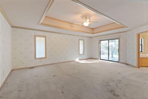 Tiny photo for 7118 Redthorne Road, Rogue River, OR 97537 (MLS # 220211543)