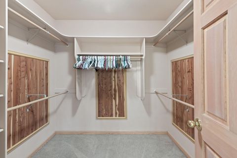 Tiny photo for 7118 Redthorne Road, Rogue River, OR 97537 (MLS # 220211543)