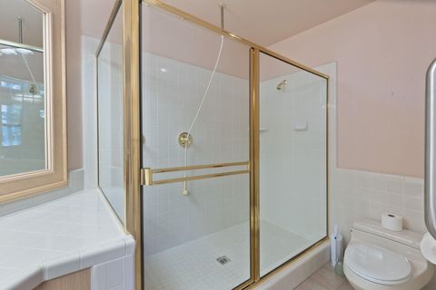 Tiny photo for 7118 Redthorne Road, Rogue River, OR 97537 (MLS # 220211543)