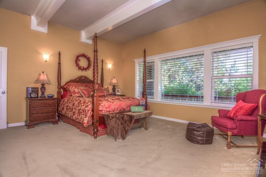 Royal Oak Estates - Residential