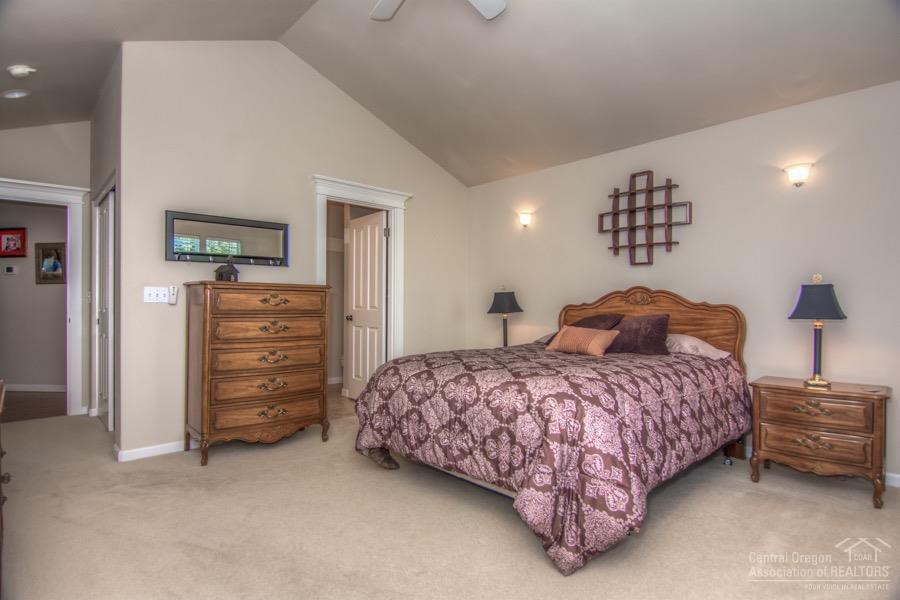 Royal Oak Estates - Residential