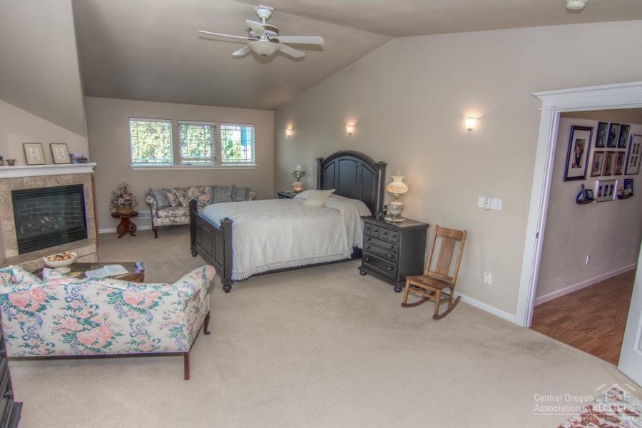 Royal Oak Estates - Residential