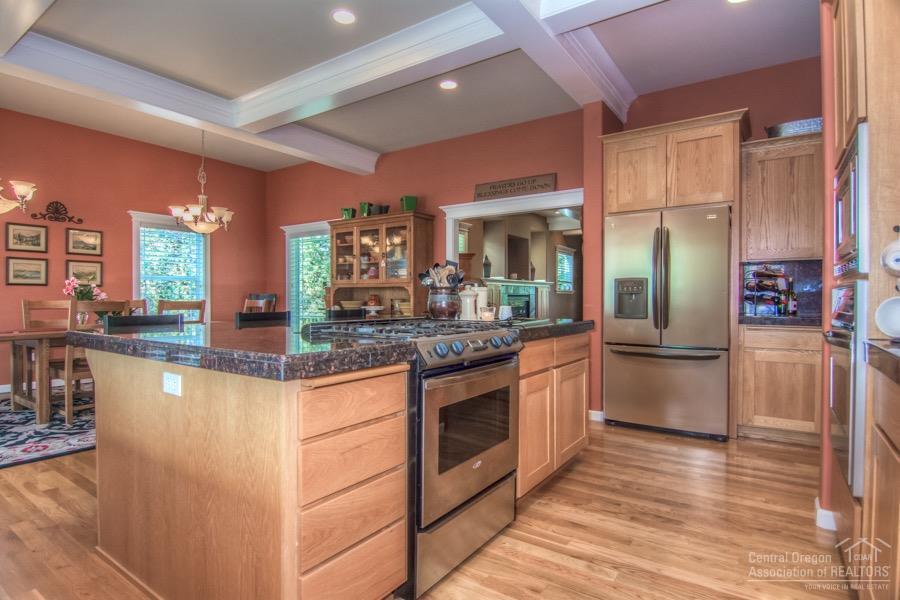 Royal Oak Estates - Residential