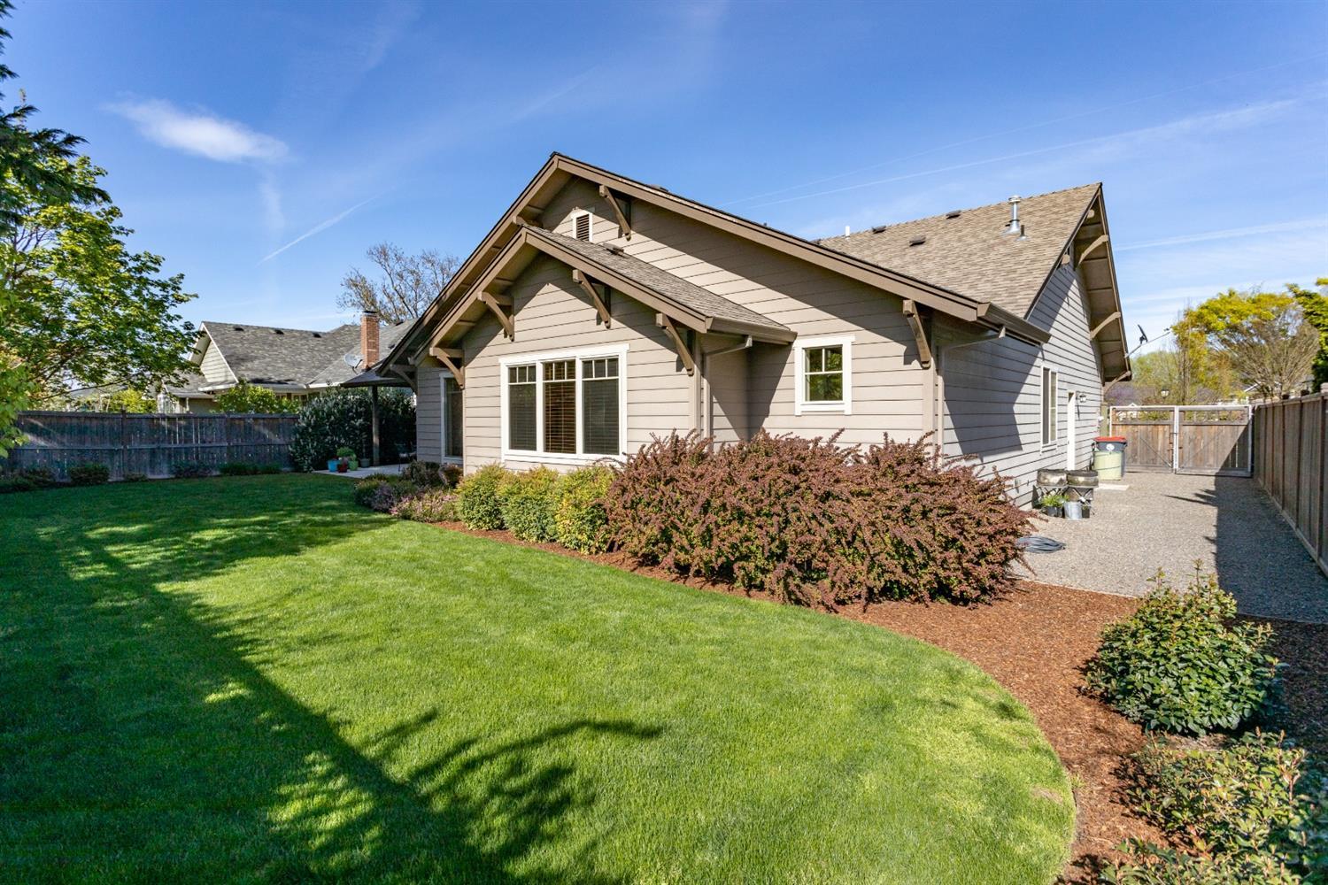 Vineyard View - Residential