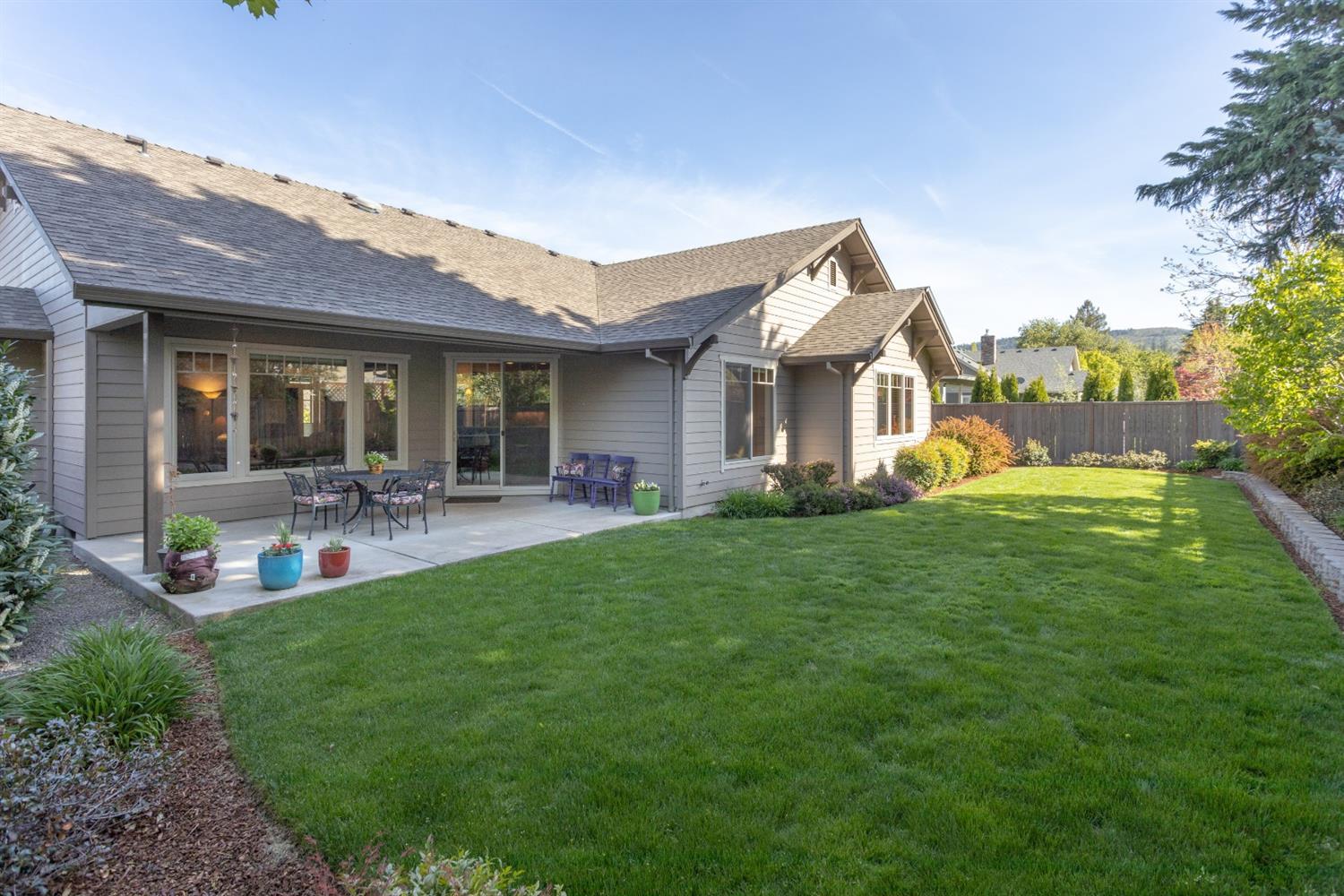 Vineyard View - Residential