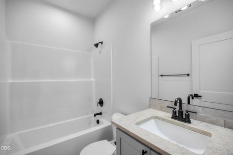 Tiny photo for 16639 Neil Lane #Lot 14, La Pine, OR 97739 (MLS # 220229945)