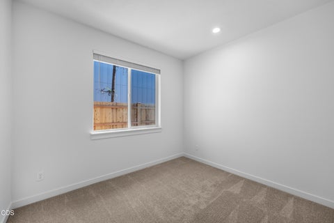 Tiny photo for 16639 Neil Lane #Lot 14, La Pine, OR 97739 (MLS # 220229945)