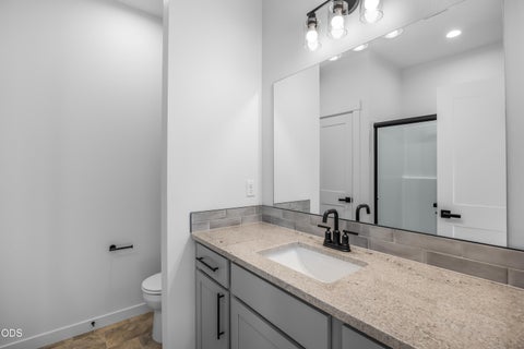 Tiny photo for 16639 Neil Lane #Lot 14, La Pine, OR 97739 (MLS # 220229945)