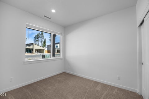 Tiny photo for 16639 Neil Lane #Lot 14, La Pine, OR 97739 (MLS # 220229945)