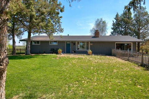 Tiny photo for 11705 SW Shumway Road, Powell Butte, OR 97753 (MLS # 220208676)