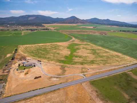 Tiny photo for 11705 SW Shumway Road, Powell Butte, OR 97753 (MLS # 220208676)