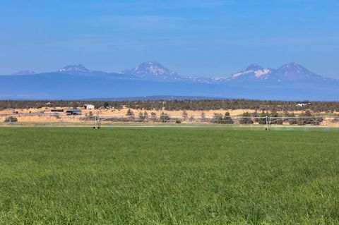 Tiny photo for 11705 SW Shumway Road, Powell Butte, OR 97753 (MLS # 220208676)