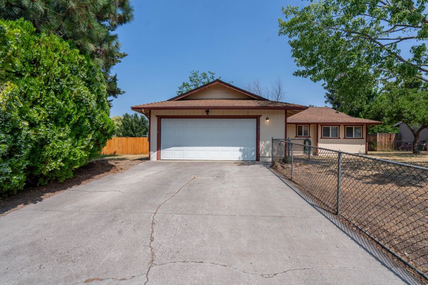 Great location! Established one-level home in Nolans Addition on a spacious .18-acre lot with mature landscaping. Conveniently located close to schools and shopping. Functional floorplan with large living space. Brand new top-of-the-line heat pump installed! Excellent value in this home with potential to increase your investment making this house your own. Don't miss the opportunity in this home!