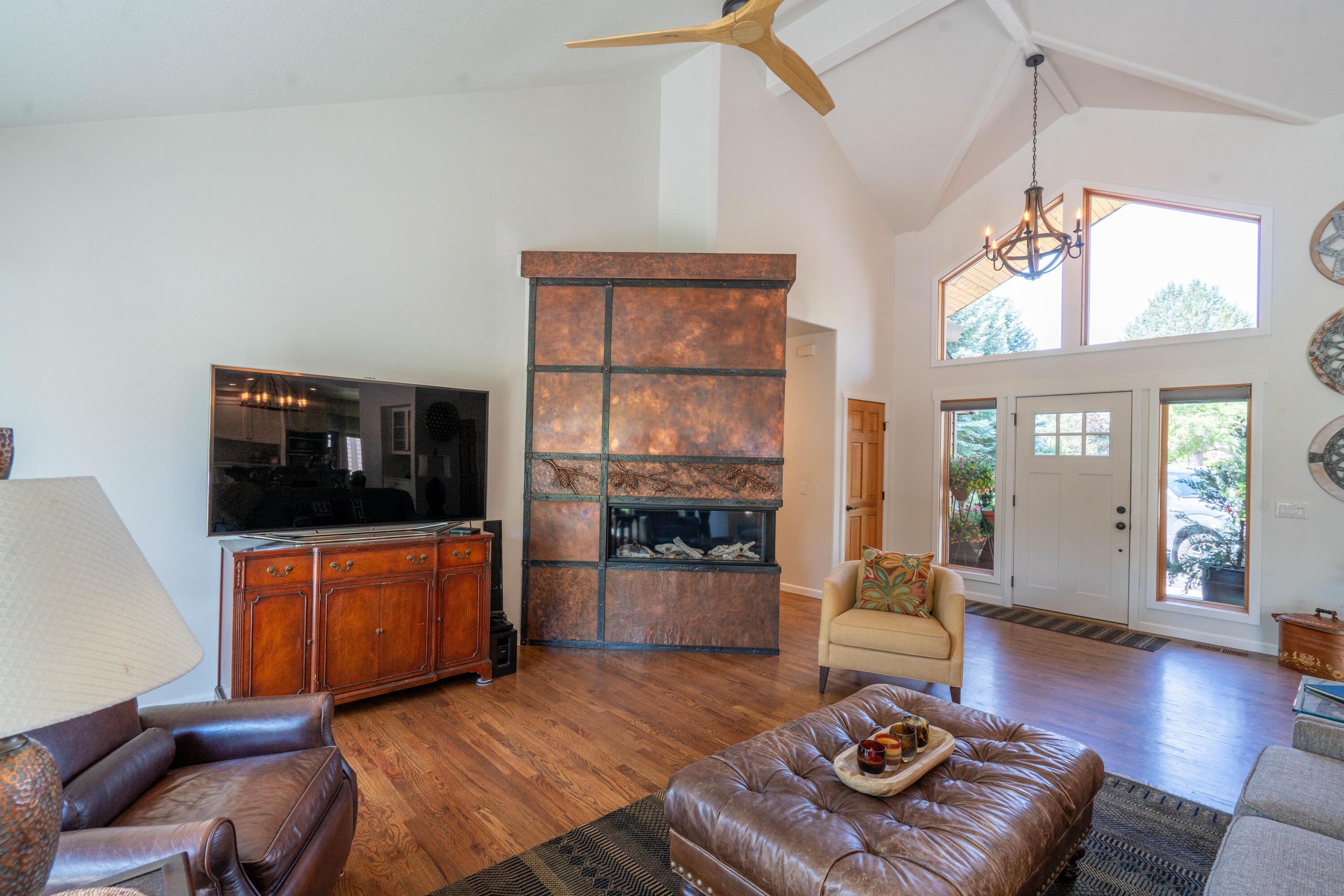2296 Condor Drive