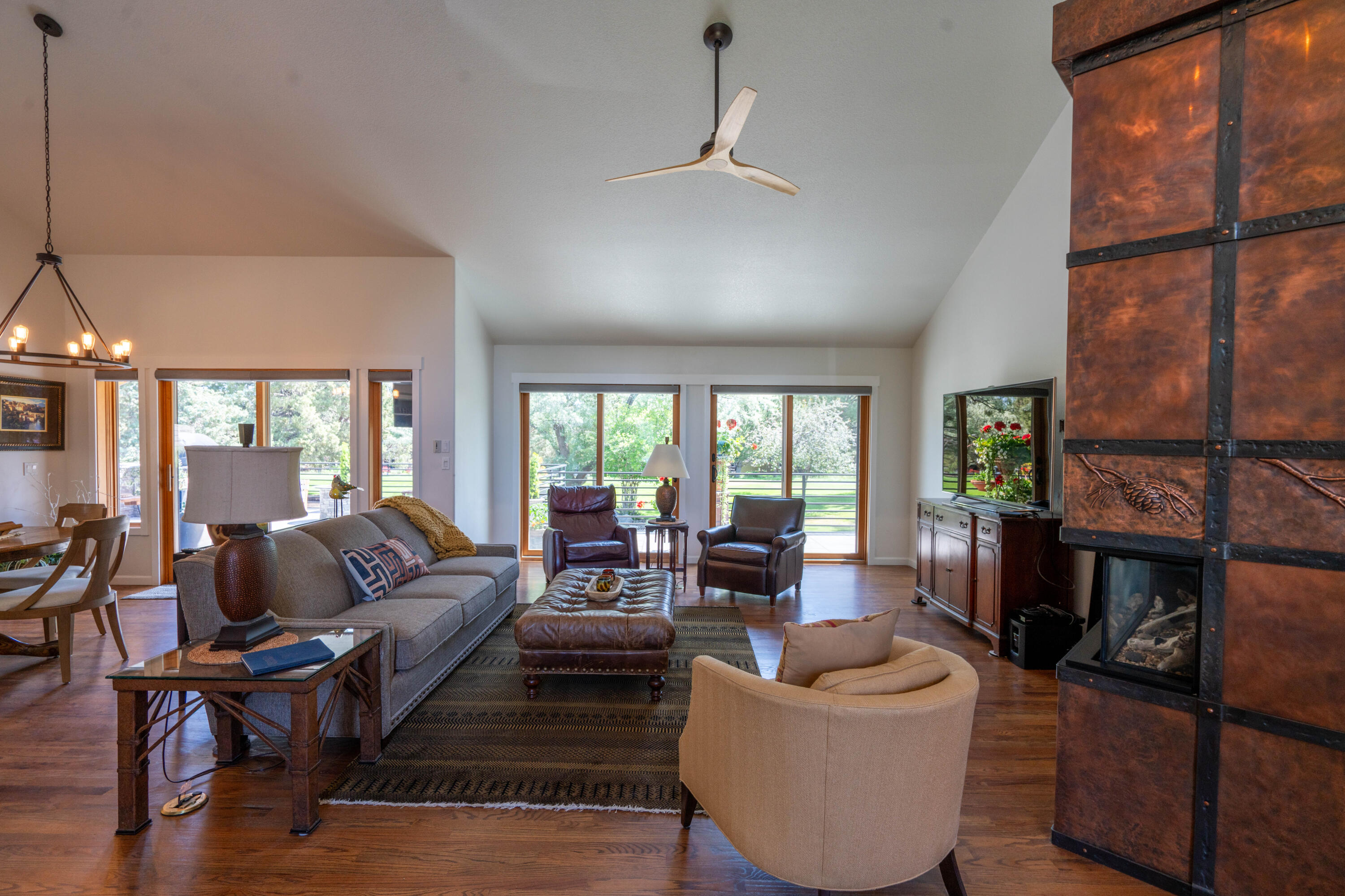 2296 Condor Drive