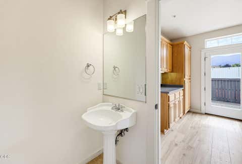 Tiny photo for 2234 Dollarhide Way, Ashland, OR 97520 (MLS # 220227296)