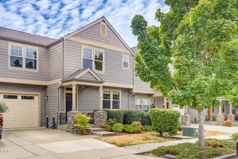 Photo of 2234 Dollarhide Way, Ashland, OR 97520 (MLS # 220227296)