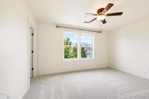 Tiny photo for 2234 Dollarhide Way, Ashland, OR 97520 (MLS # 220227296)