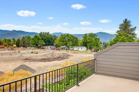Tiny photo for 2234 Dollarhide Way, Ashland, OR 97520 (MLS # 220227296)
