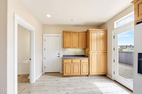 Tiny photo for 2234 Dollarhide Way, Ashland, OR 97520 (MLS # 220227296)
