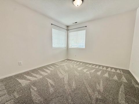 Tiny photo for 5135 Hickory Lane, Klamath Falls, OR 97601 (MLS # 220211202)