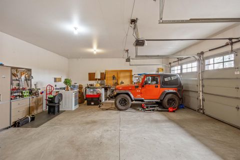 Tiny photo for 51439 Morson Street, La Pine, OR 97739 (MLS # 220218917)