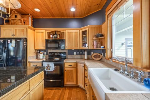 Tiny photo for 51439 Morson Street, La Pine, OR 97739 (MLS # 220218917)