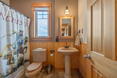 Tiny photo for 51439 Morson Street, La Pine, OR 97739 (MLS # 220218917)