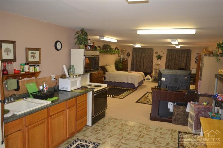 Twin Lakes Ranch - Residential