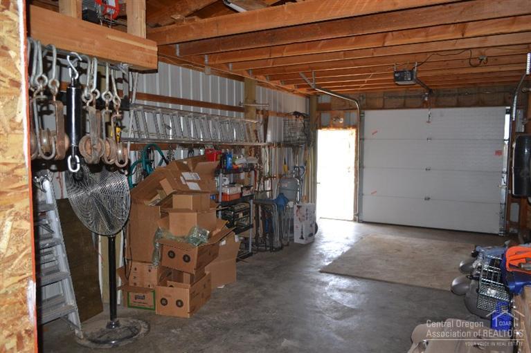 Twin Lakes Ranch - Residential