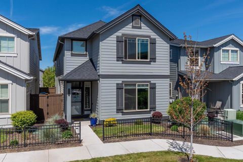 3789 SW Coyote Place Redmond OR 97756
