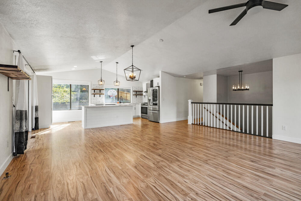 Lynnewood - Residential